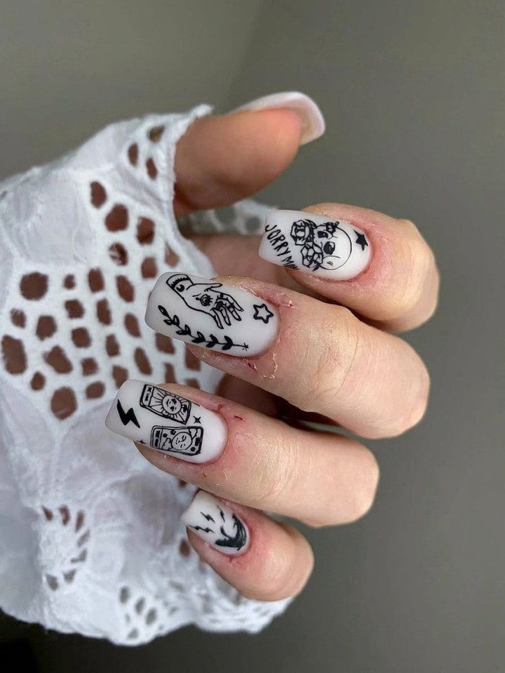 Nail photo before NailRetouch editing